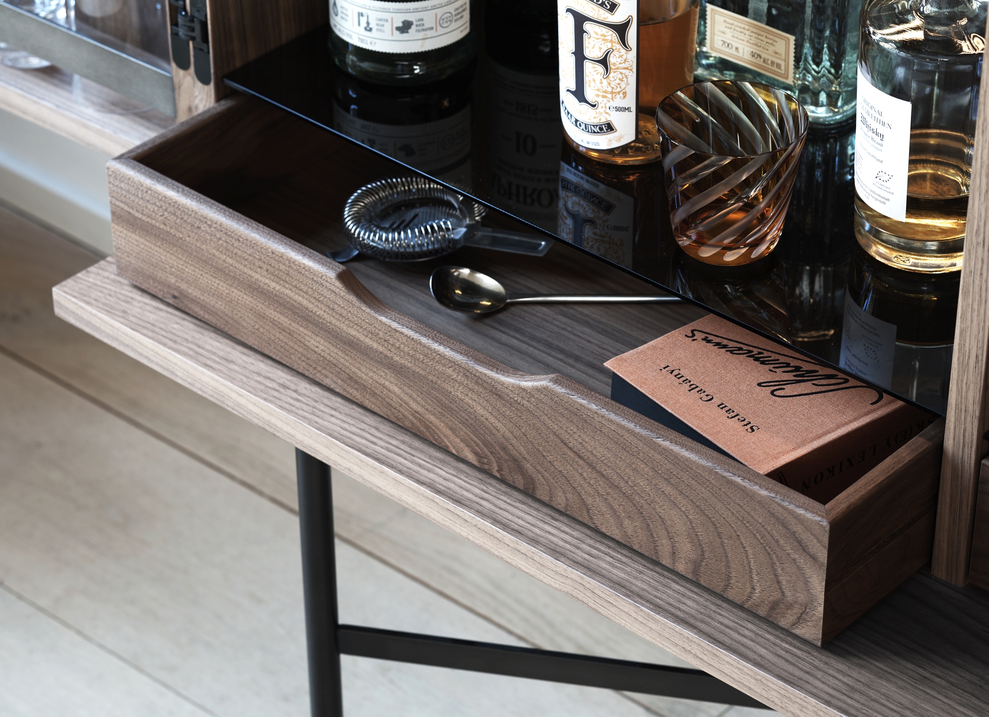 More Möbel - Bar Harri – Bild 6
