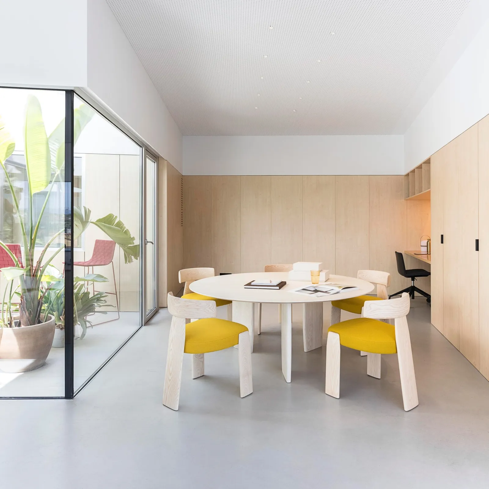 Andreu World - Stuhl Oru – Bild 12