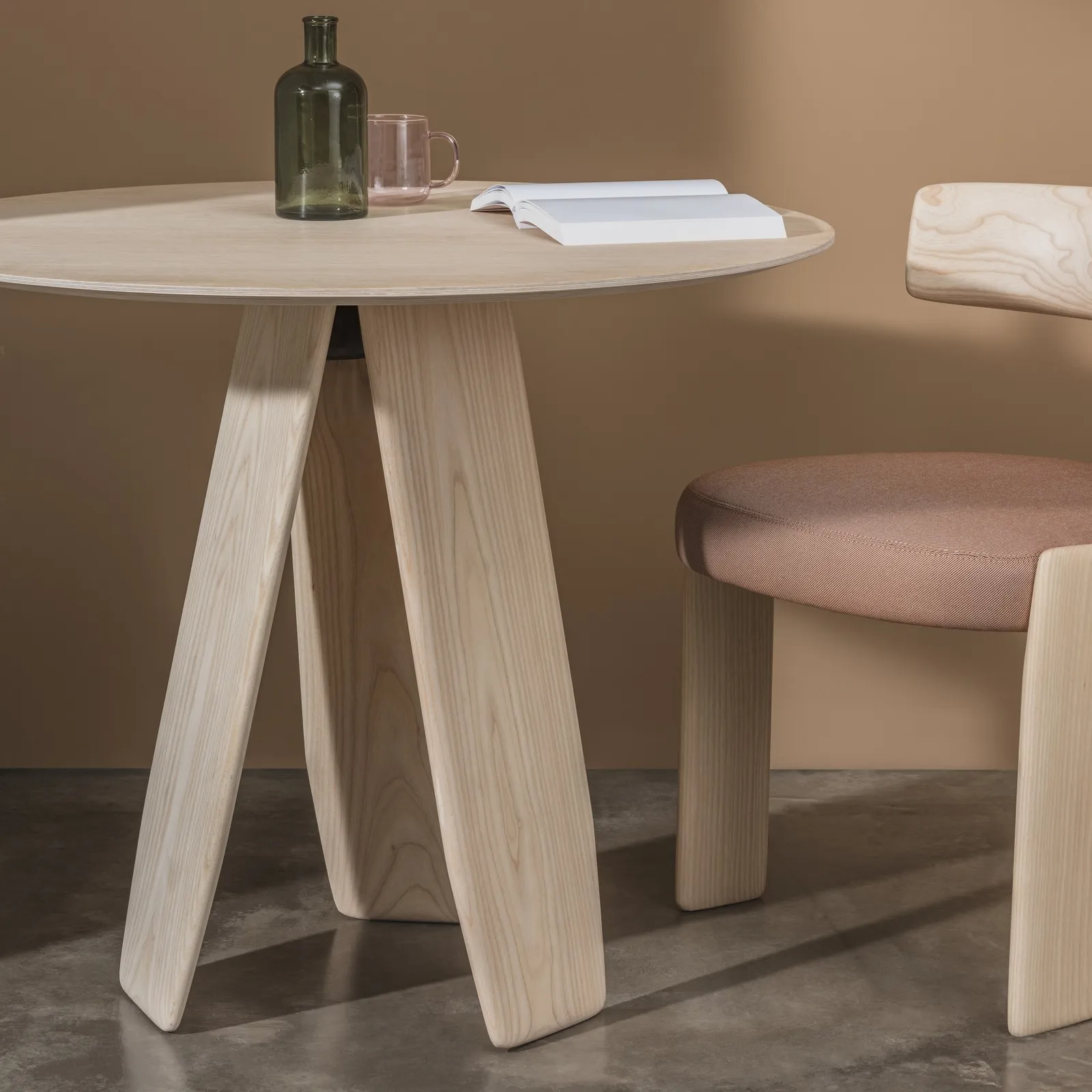 Andreu World - Stuhl Oru – Bild 2