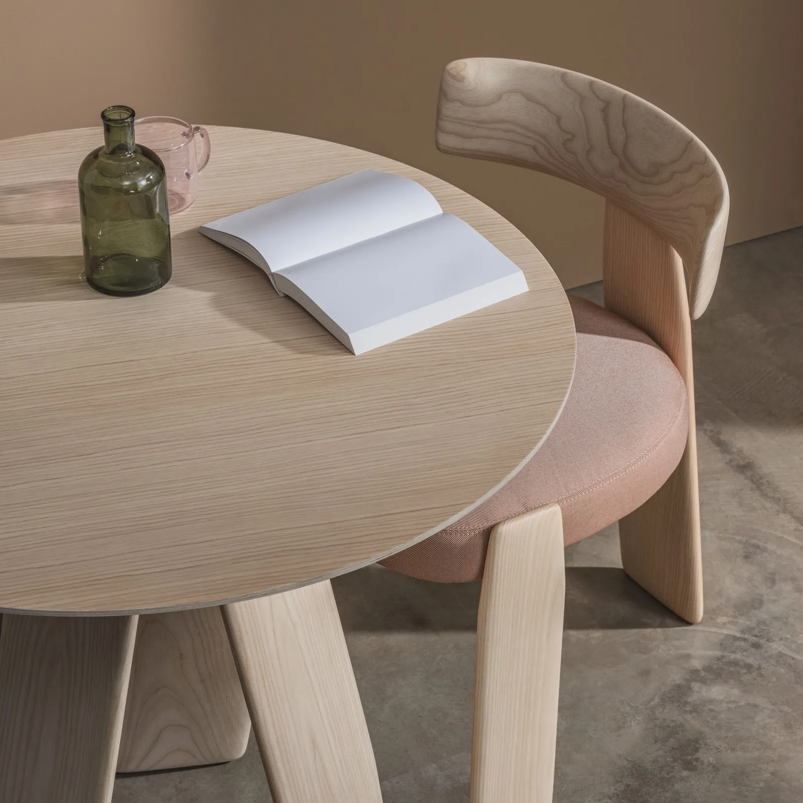 Andreu World - Stuhl Oru – Bild 3