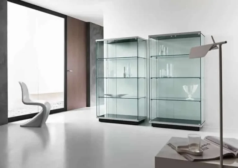 Tonelli Design - Vitrine Broadway