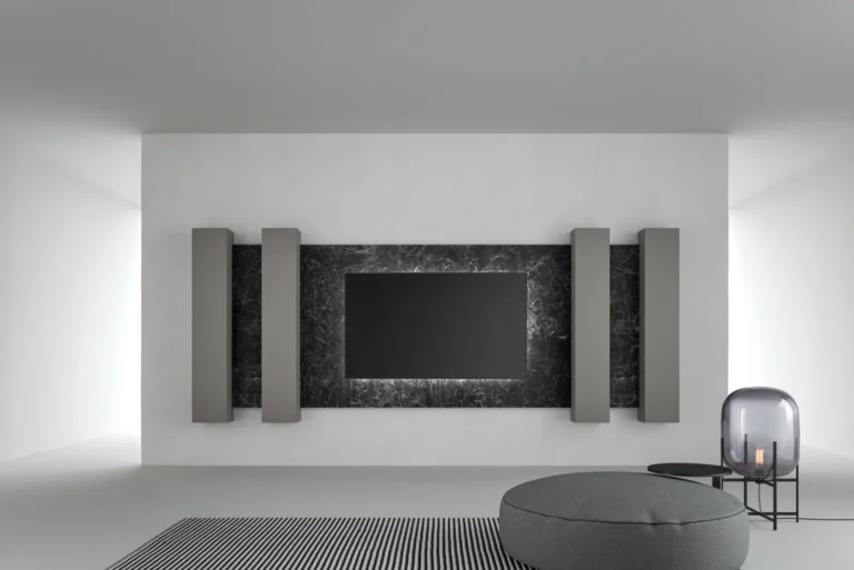 Caccaro - TV Wand