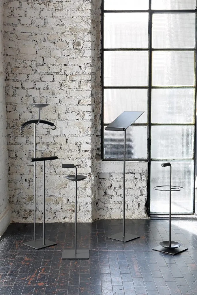Zeus Noto - Slim Irony Clothes Stand – Bild 3