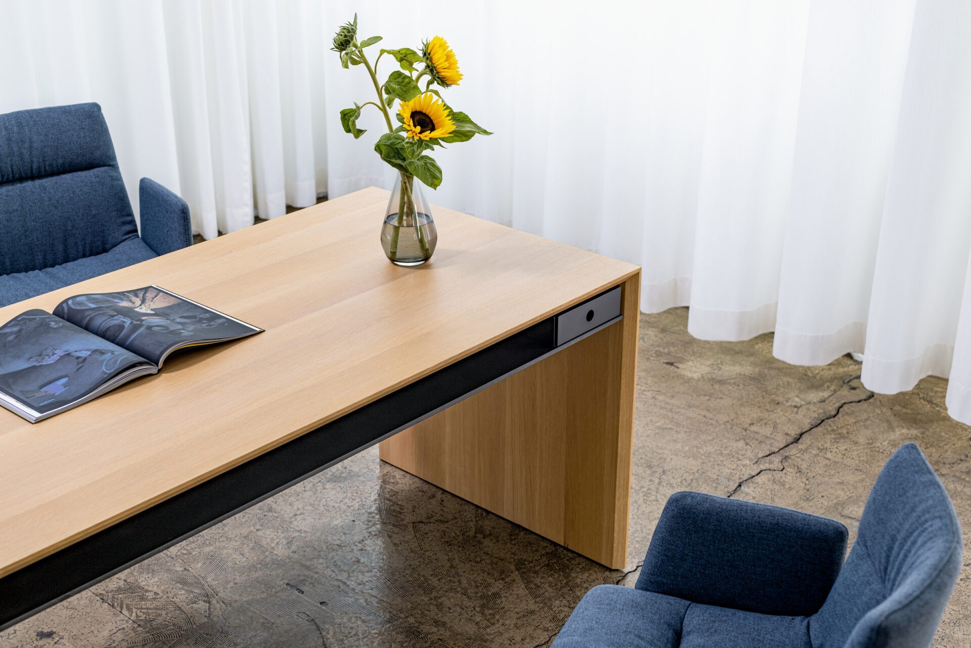 Girsberger - Schreibtisch La Punt Bench – Bild 2