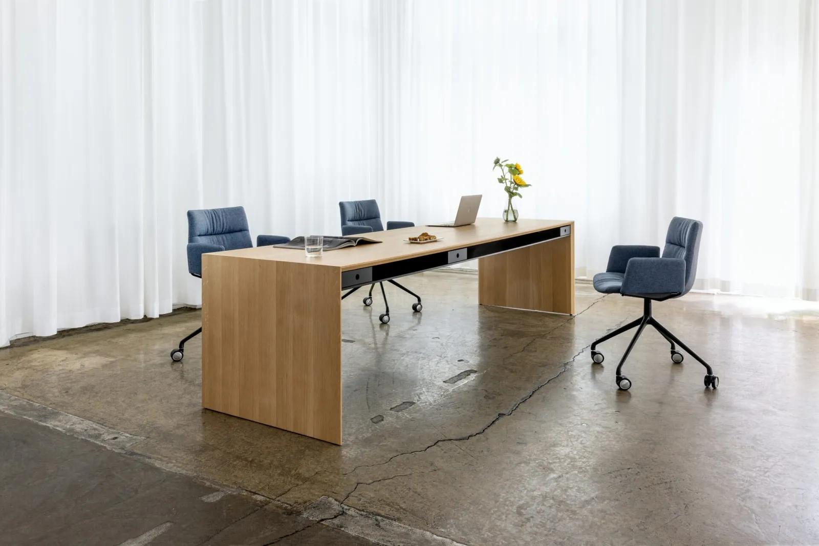 Girsberger - Schreibtisch La Punt Bench – Bild 4