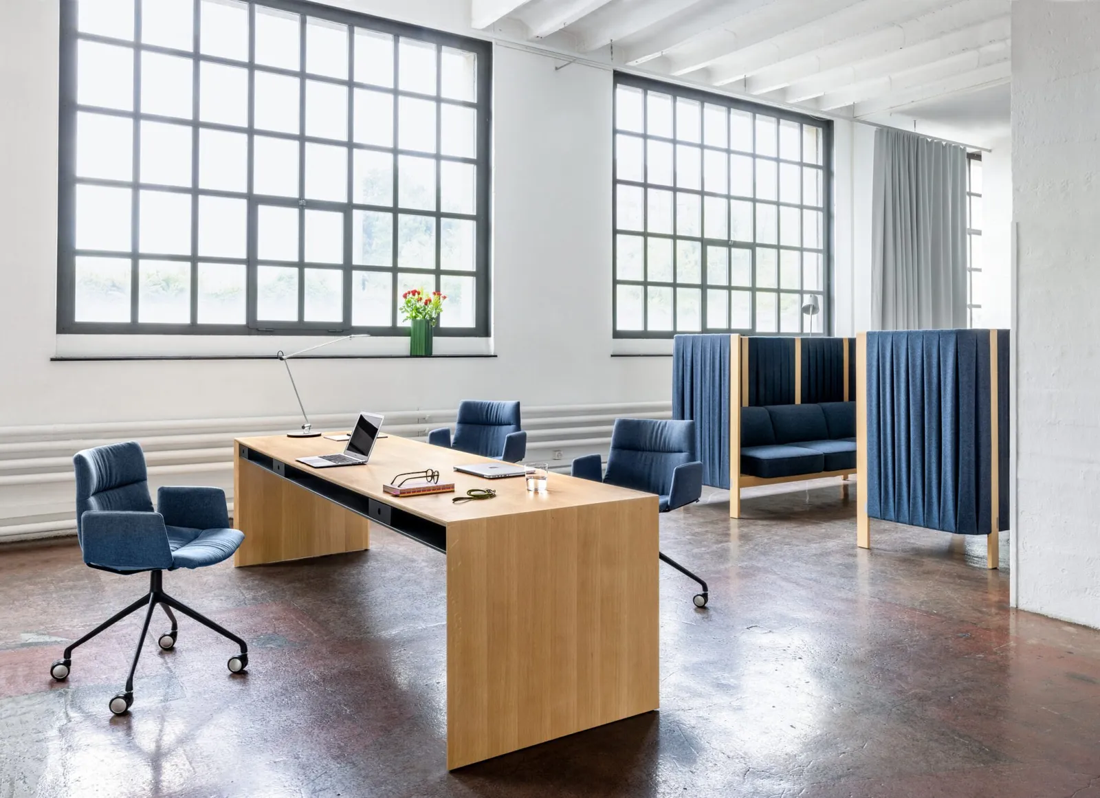 Girsberger - Schreibtisch La Punt Bench – Bild 6