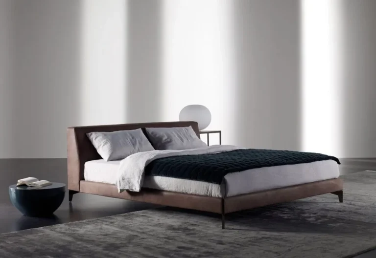 Meridiani - Bett Louis Up