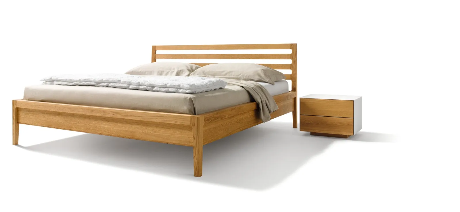 Team 7 - mylon Bett von Jacob Strobel