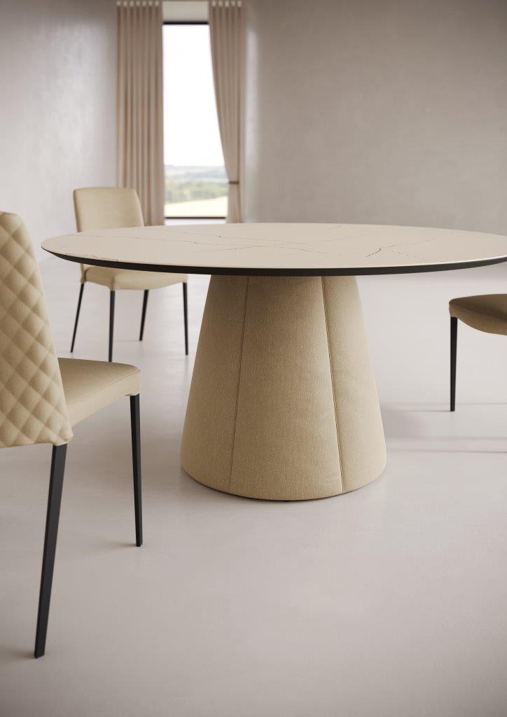Willisau - Tisch Pilastro – Bild 2