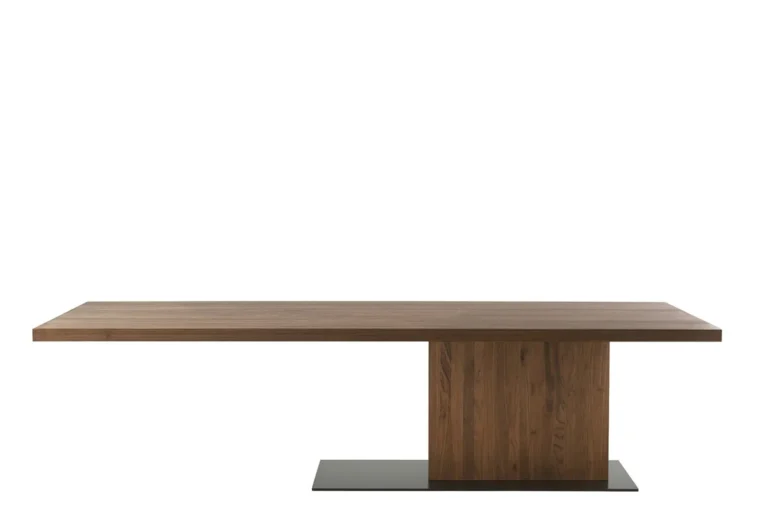 RIVA 1920 - Tisch Liam