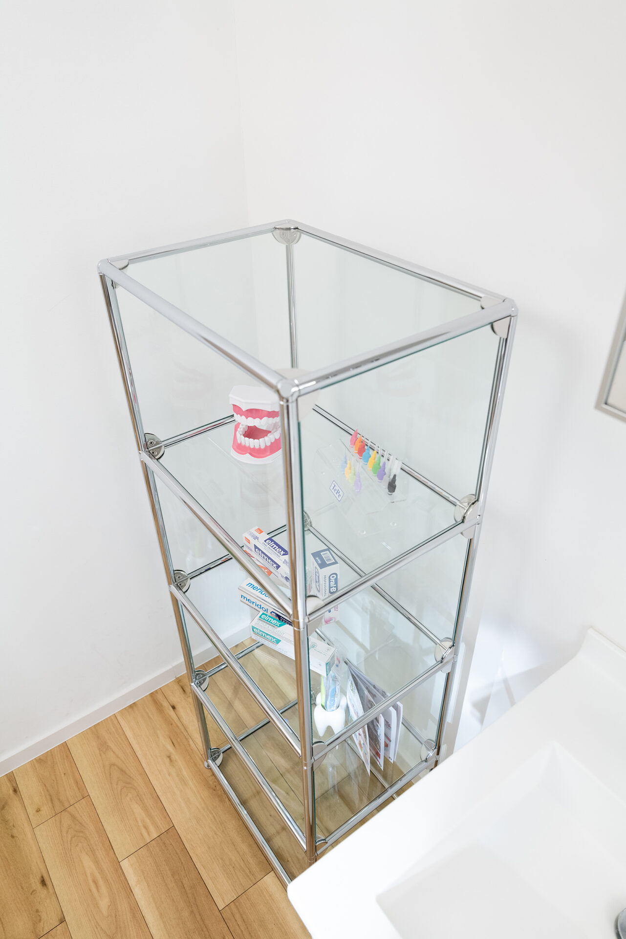 Konektra - Glas, Rot – Bild 9
