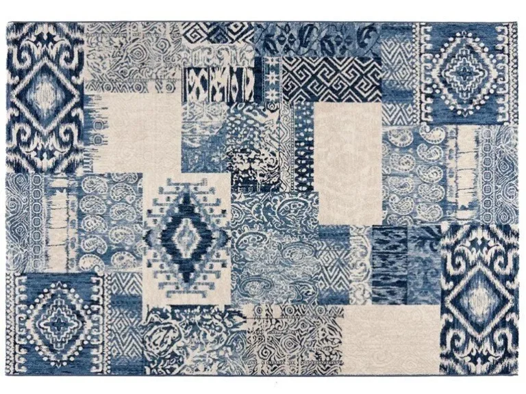 Blau-beiger Sitap Capri Teppich mit abwechslungsreichem Patchworkmuster