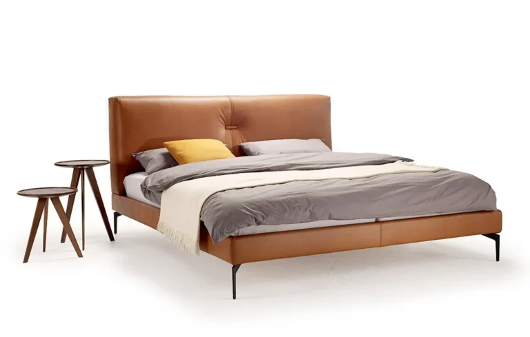 Möller Design - Bett Thread