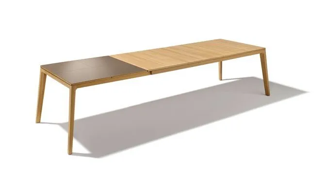 Team 7 - mylon Tisch von Jacob Strobel
