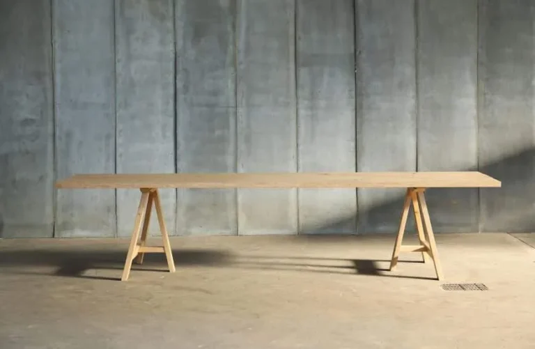 Heerenhuis - Tisch Trestle