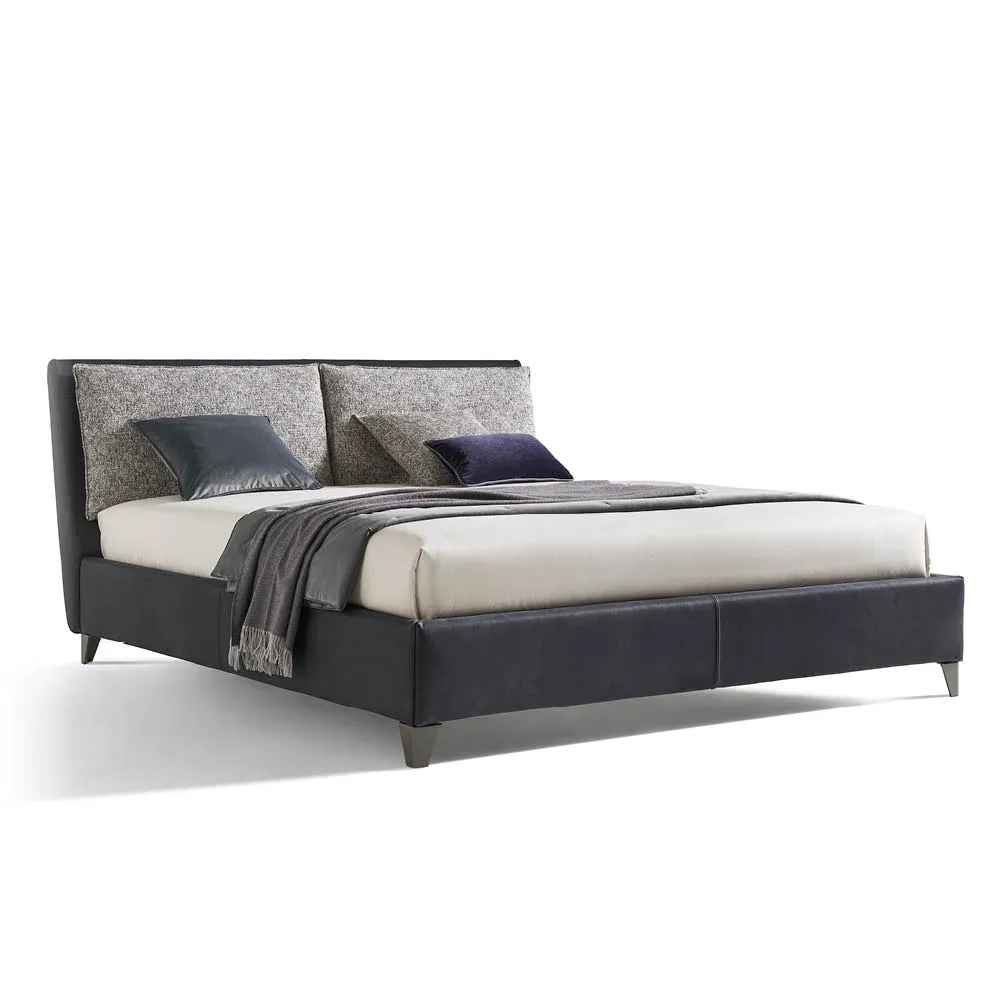 Twils - Bett Attico
