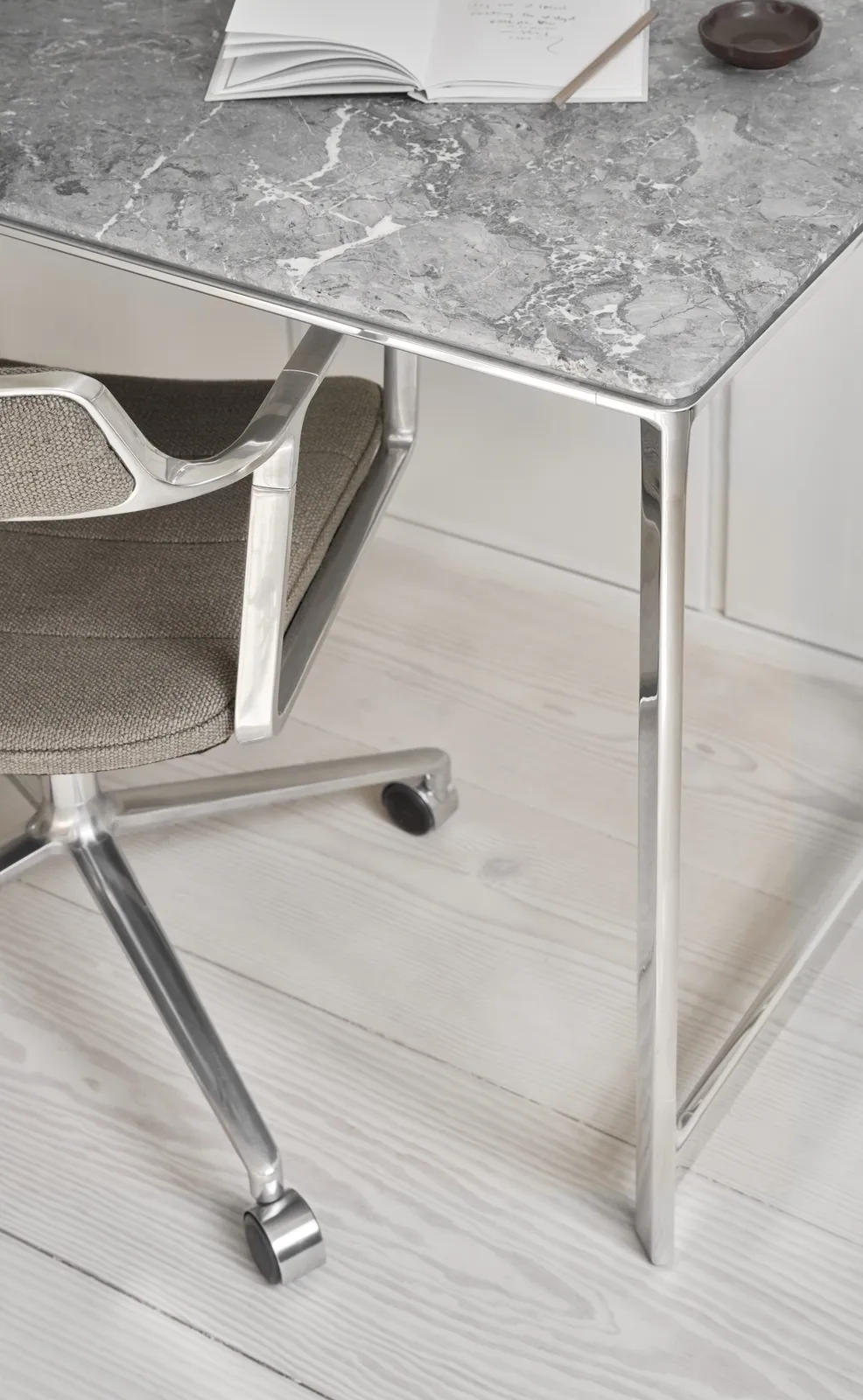 Vipp - Schreibtisch Studio Desk – Bild 8