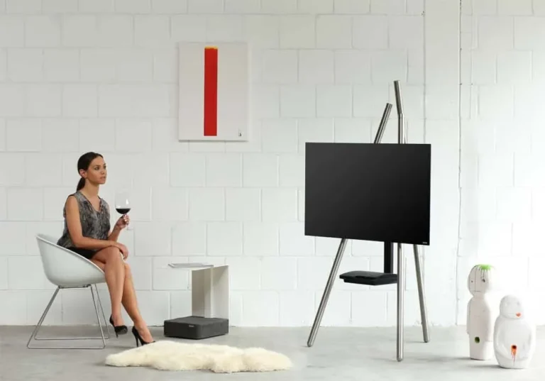 wissmann raumobjekte - TV Halter Tripod Art 130
