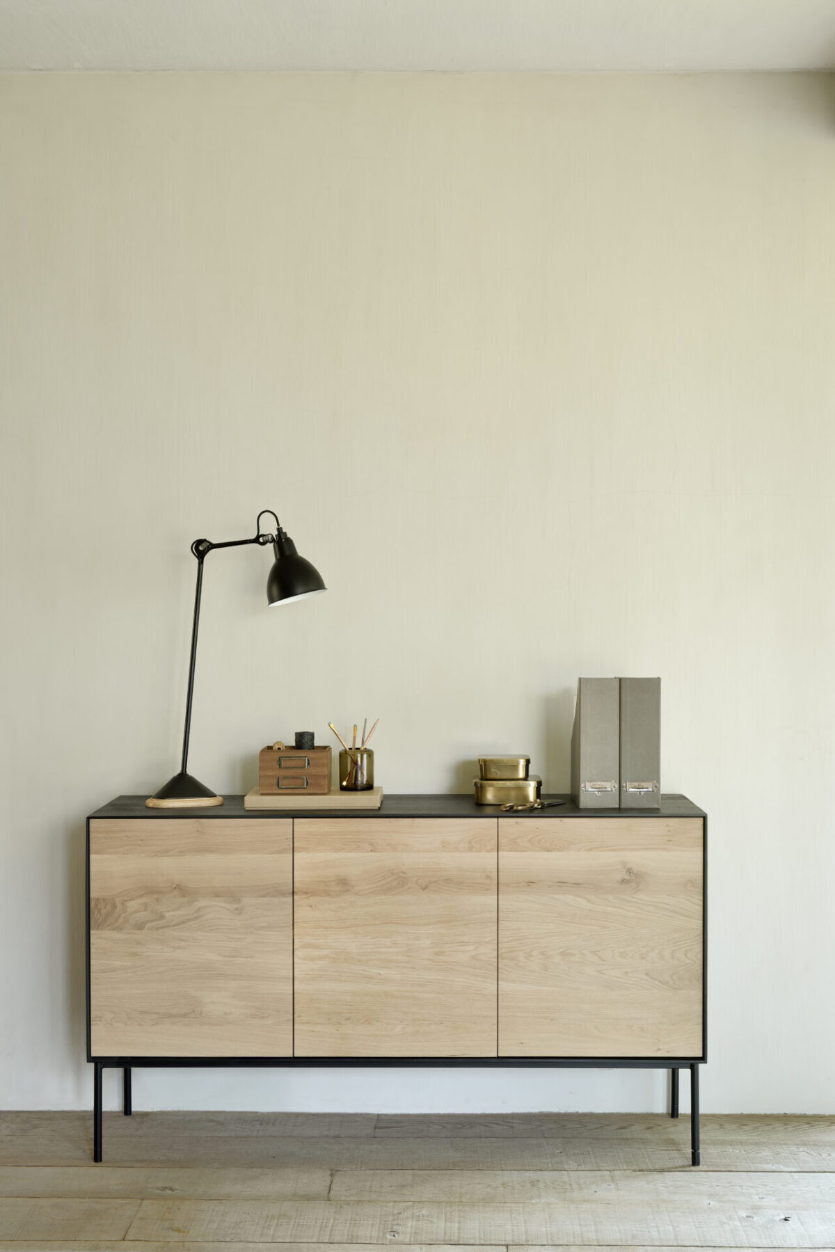 Ethnicraft - Kommode Whitebird / Blackbird – Bild 15