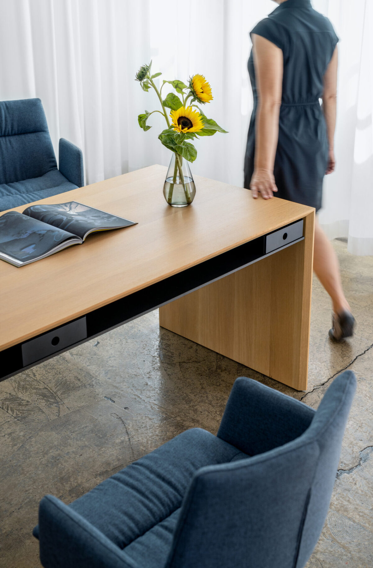 Girsberger - Schreibtisch La Punt Bench – Bild 3