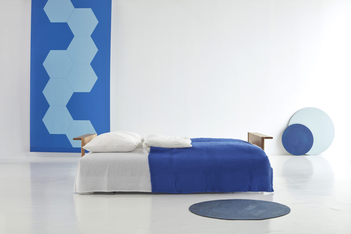 Innovation Living - Malloy Holz Schlafsofa – Bild 10