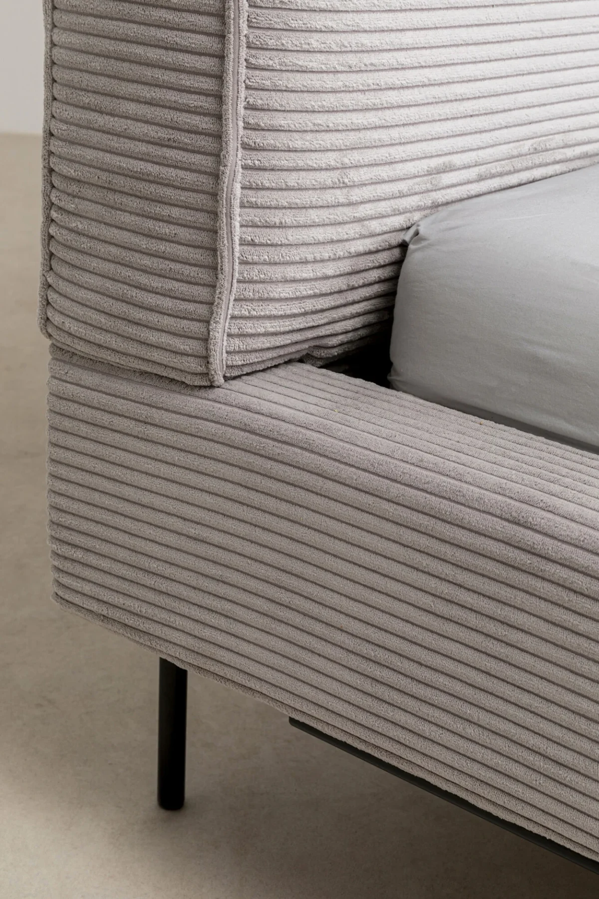 Kare - Bett East Side – Bild 4