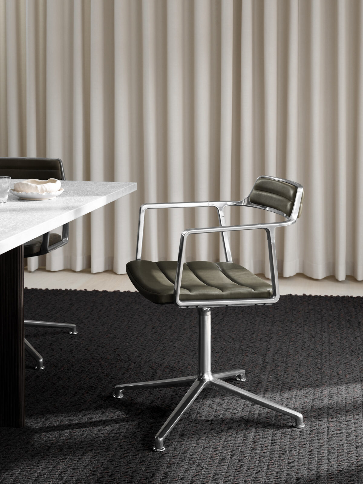 Vipp - Swifel Chair – Bild 12