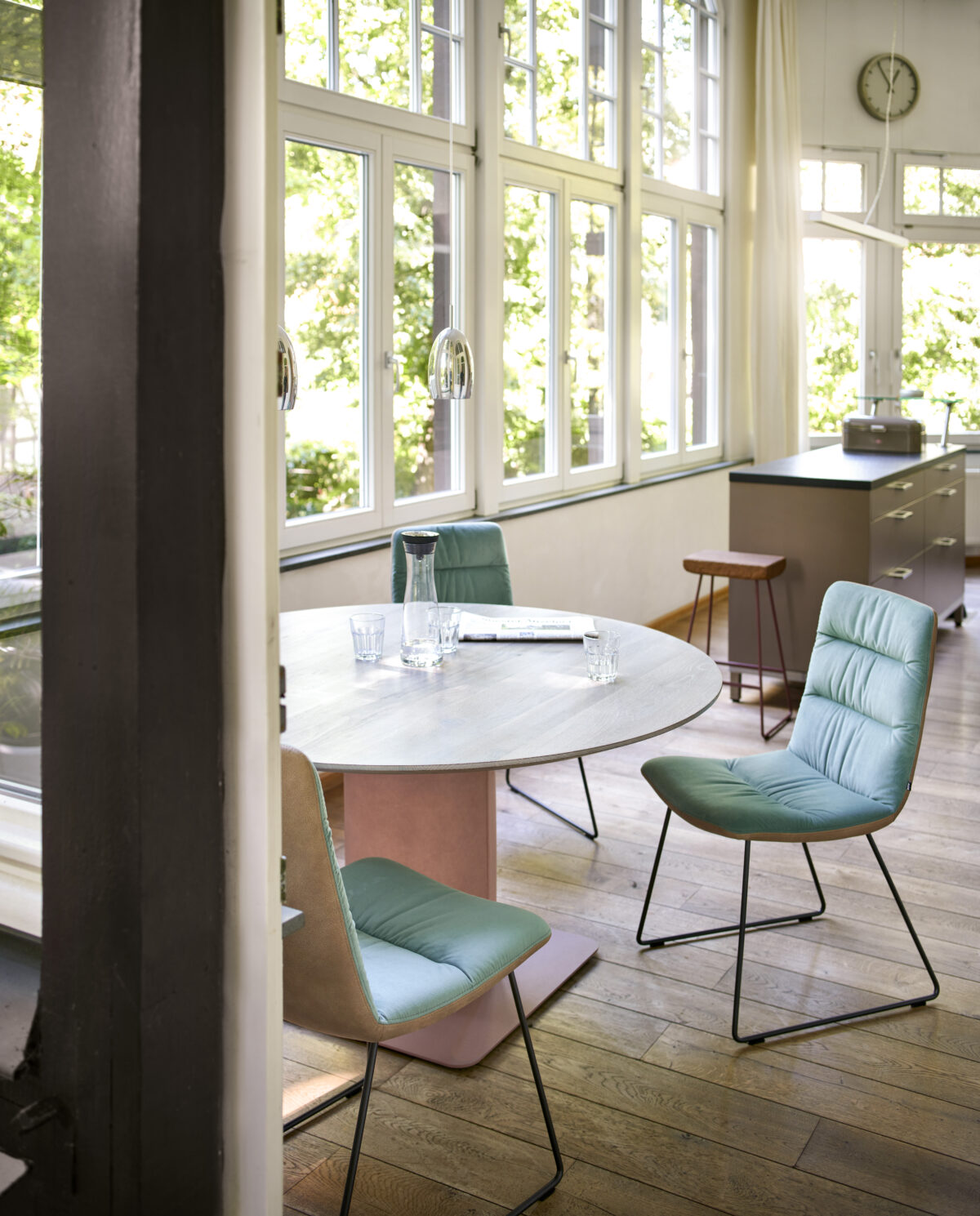 KFF - Stuhlserie Arva – Bild 26