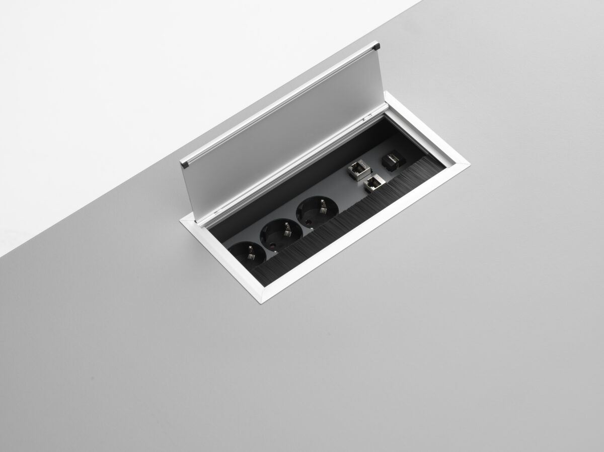 Müller Möbelfabrikation - Schreibtisch Workspace – Bild 16